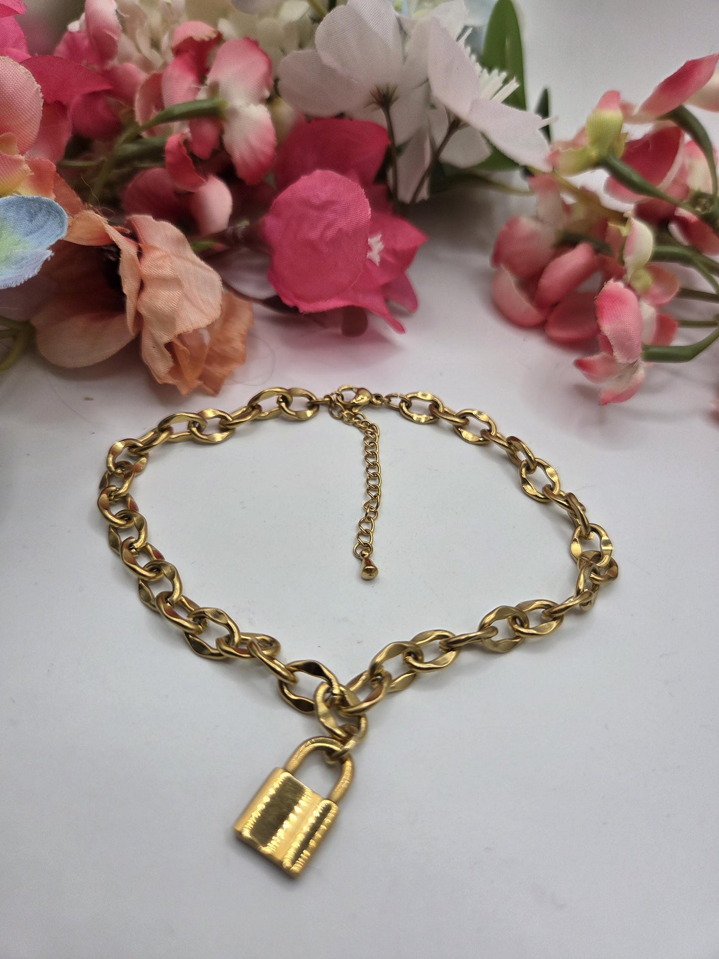 Parure collier, bracelet de cheville