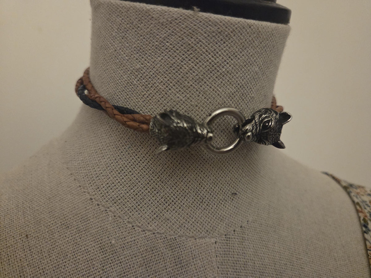 Collier ras de cou Loup