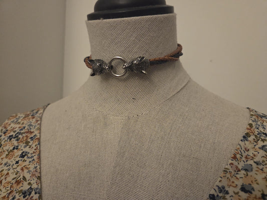Collier ras de cou Loup