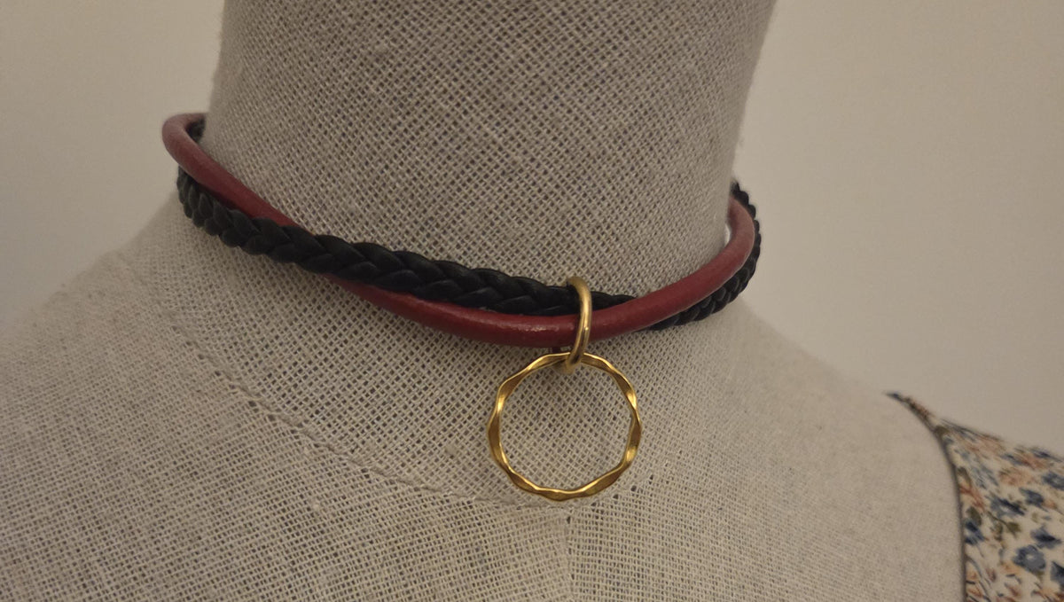 Collier ras de cou anneau