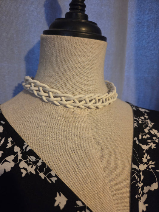Collier ras de cou